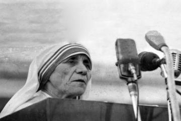 ‘Mother Teresa to be made saint in September’
