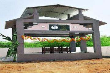 Businessman does a ‘Srimanthudu’