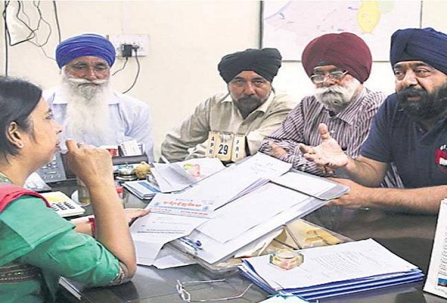 इस फिल्म के रिलीज होने से सिख समाज में गुस्सा, रोक लगाने की मांग