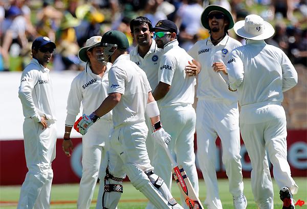 Australia 98-3 At Lunch On Day 1 Against India