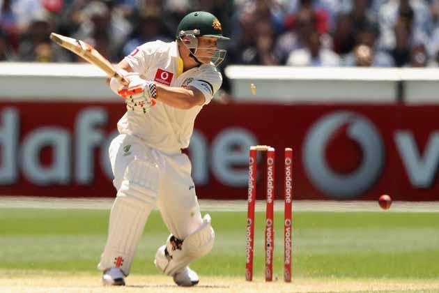 Live Score: Hussey, Ponting stage recovery