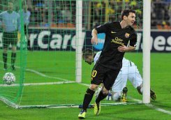 Messi makes more history as Barcelona rout BATE